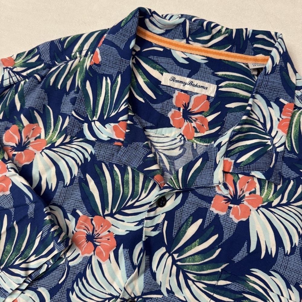 Tommy Bahama Hawaiian Shirt Tropical Floral Mens XL Blue Rayon EUC